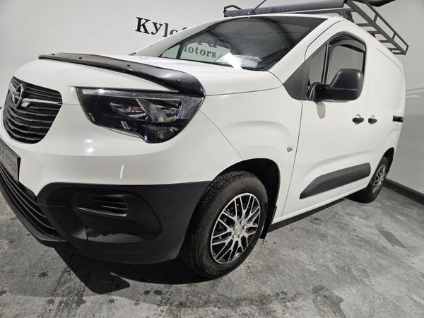 Opel Combo 2021 385291049
