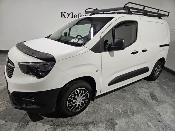 Opel Combo 2021 385291051