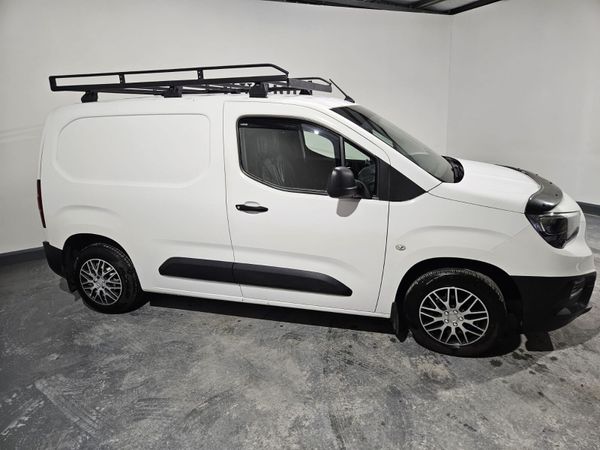 Opel Combo 2021 385291056