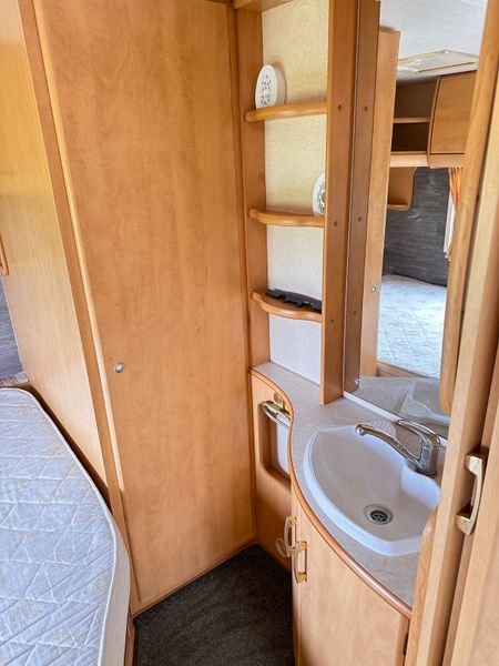 ✨STUNNING BAILEY PAGEANT 4  BERTH FIXED BED ✨ 385299233