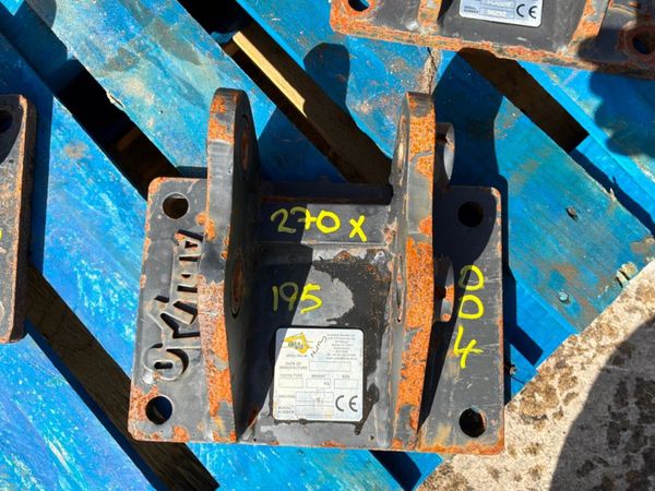 25mm HAMMER CRADLE ATTACHMENT.......003. 385224656