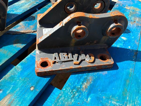 25mm HAMMER CRADLE ATTACHMENT.......003. 385224658