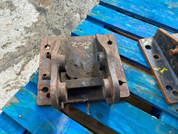 30mm QUICK HITCH HAMMER CRADLE ........001. 385224715