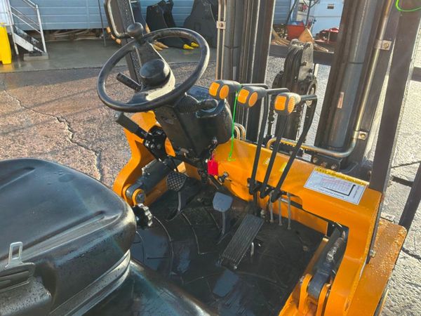 2026 NEW APACHE  3 TON FORKLIFT....3 STAGE. 385302980