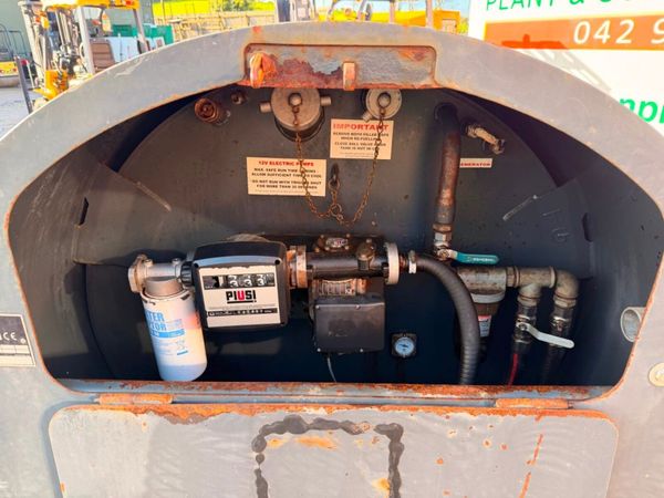 1000 LITRE FUEL PROOF BUNDED BOWSER ...464d 385305362