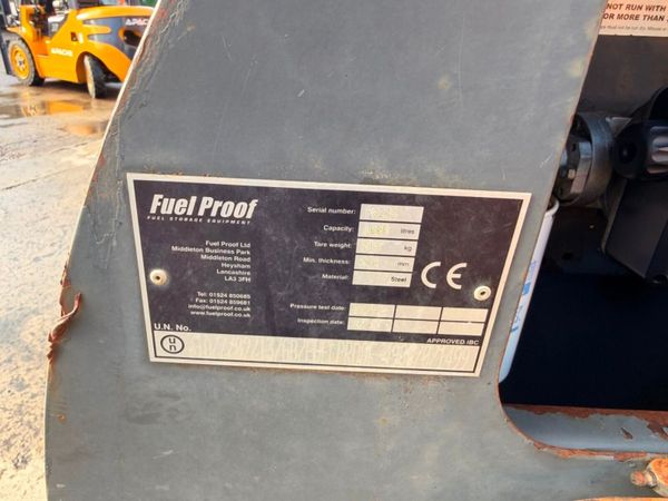 1000 LITRE FUEL PROOF BUNDED BOWSER ...464d 385305369