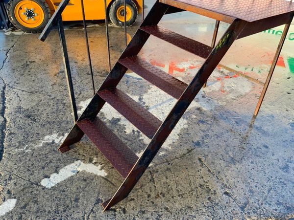 PREFAB / PORTACABIN ACCESS STAIRS step ladder 385305373