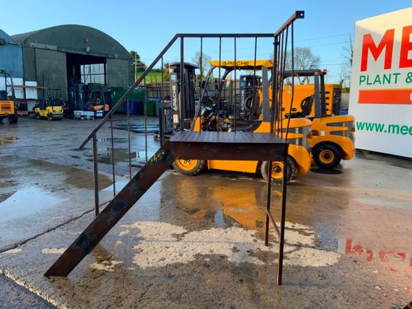 PREFAB / PORTACABIN ACCESS STAIRS step ladder 385305374
