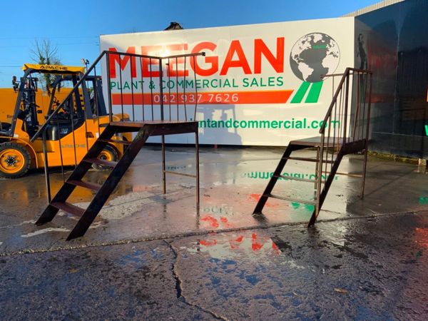 PREFAB / PORTACABIN ACCESS STAIRS step ladder 385305377
