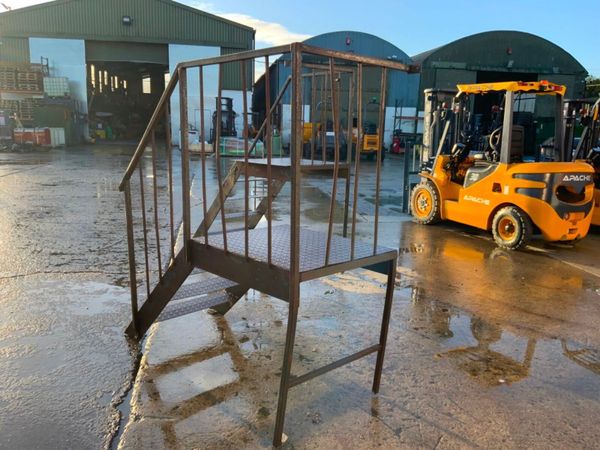 PREFAB / PORTACABIN ACCESS STAIRS step ladder 385305381