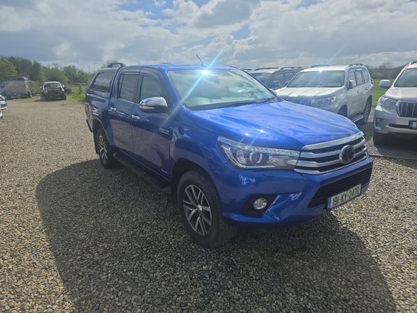 Toyota Hilux 2.4 D4D Invincible 385334089