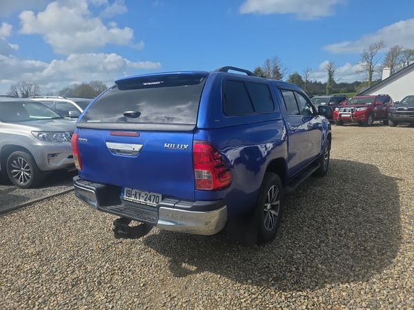 Toyota Hilux 2.4 D4D Invincible 385334119
