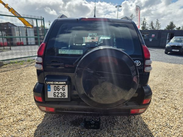 Toyota Land Cruiser 2006 385443026