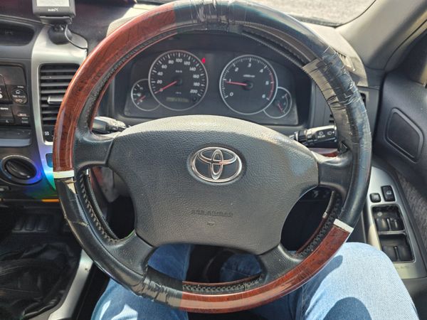 Toyota Land Cruiser 2006 385443033