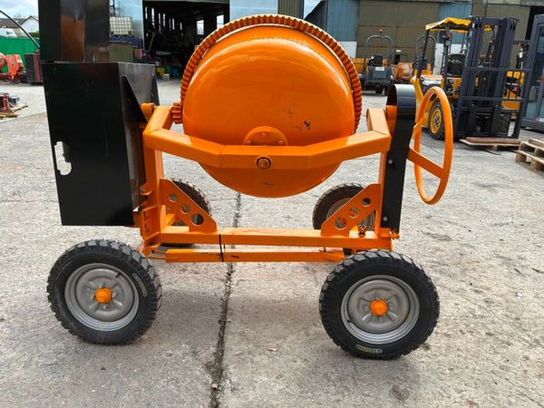 UNUSED DIESEL CEMENT MIXER......4 BAG.....1630. 385459489