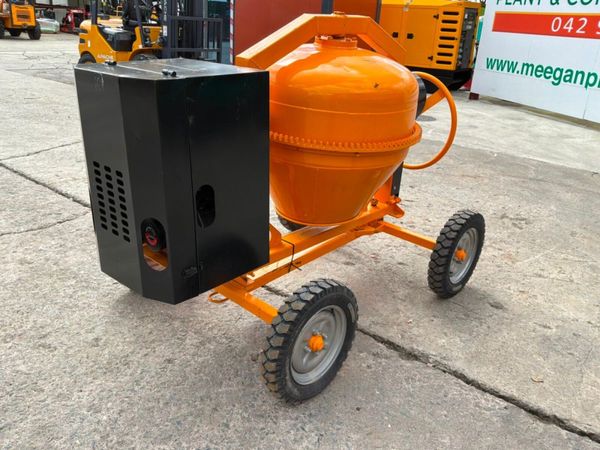 UNUSED DIESEL CEMENT MIXER......4 BAG.....1630. 385459497