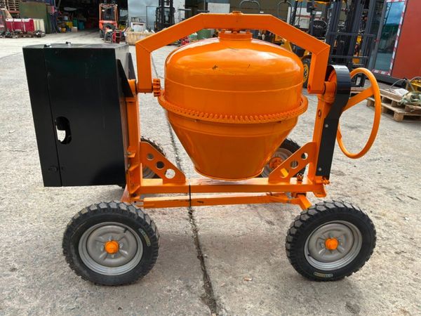 UNUSED DIESEL CEMENT MIXER......4 BAG.....1630. 385459499