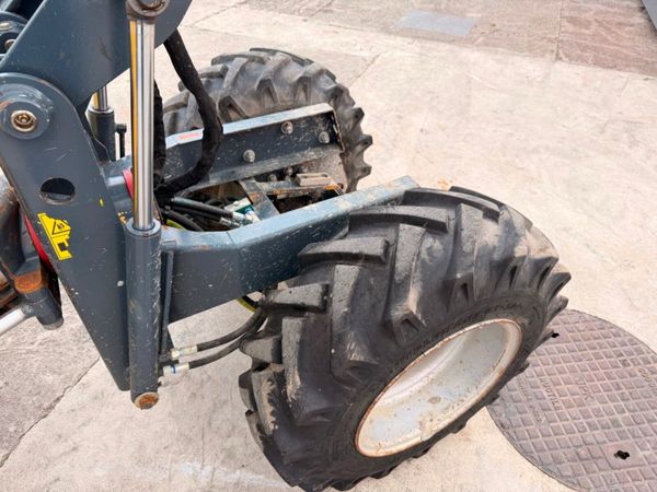 2019 ...NC ... 1 TON DUMPER ... 657 HOURS 385476800