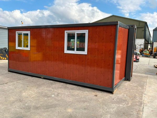 6.5mts x 6.3mts EXPANDING GARDEN CABIN......609 385567919