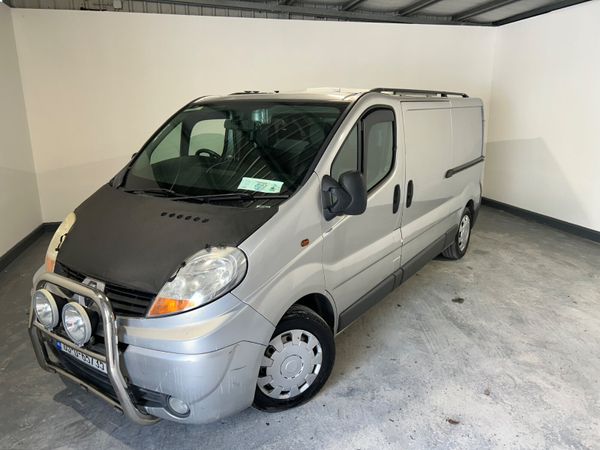 Nissan Primastar 2005 Campervan 385656446