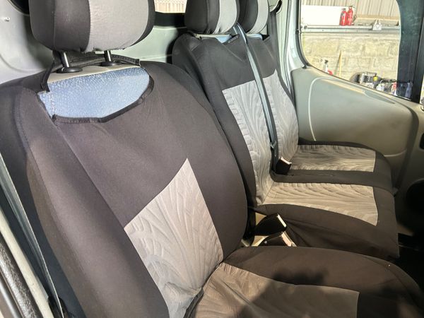 Nissan Primastar 2005 Campervan 385656467