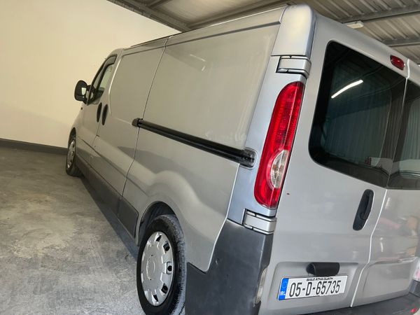 Nissan Primastar 2005 Campervan 385656437