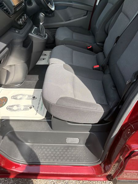 Nissan Primastar Auto 2023 DOE 4/27 385659756
