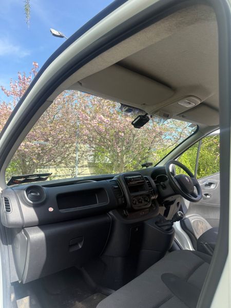 Renault Trafic 2021 CVRT INCLUDES VAT 385665528