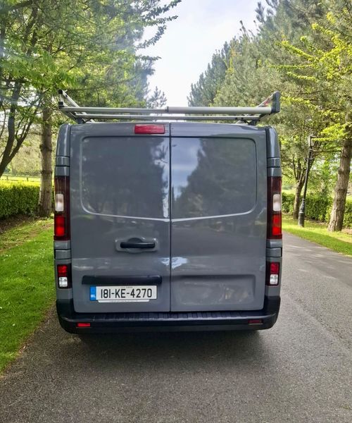 Renault Trafic Buisiness Editon 2018 DOE 4/27 385666878