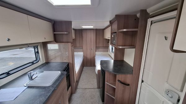 Bailey Phoenix 4 Berth Caravan 385633083