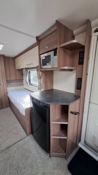 Bailey Phoenix 4 Berth Caravan 385633085