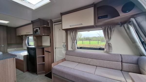Bailey Phoenix 4 Berth Caravan 385633086
