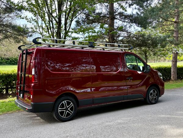 Nissan Primastar Auto 2023 DOE 4/27 385639453