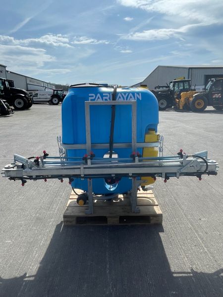 Parlayan 600L Sprayer 385745147