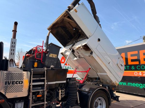 2018 IVECO JOHNSTON ROAD SWEEPER 79,000 mile 385752913