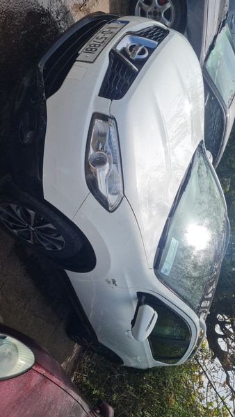 2011 Qashqai 1.5Dci needs engine repair 385760330