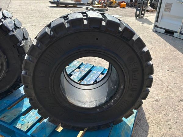 UNUSED 27 x 10-12 SOLID FORKLIFT TYRES......390d. 385765751