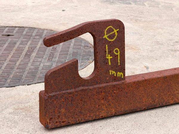 Forklift tipping skip frame 385779683