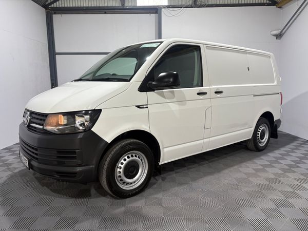 2018 Volkswagen Transporter 2.0 TDi 385707176