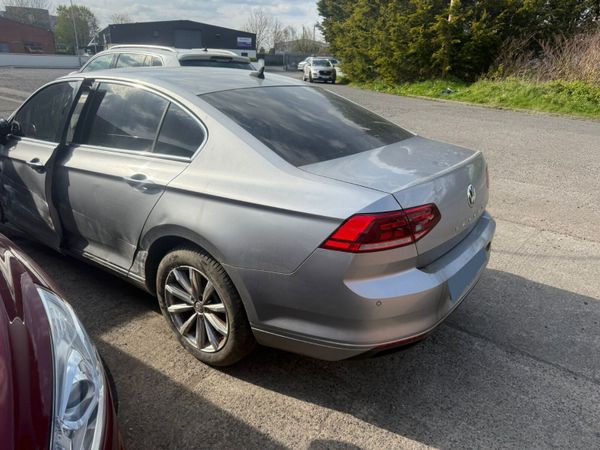 2020 Volkswagen Passat 2.0 Tdi For Breaking! 385728014