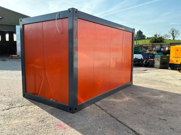 UNUSED 13ft x 7ft GARDEN ROOM.........REPAIRS. 385732460