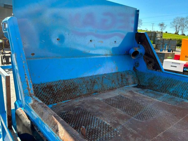 SELF TIPPING MOBILE WASTE DEWATERING PLANT. 385844612