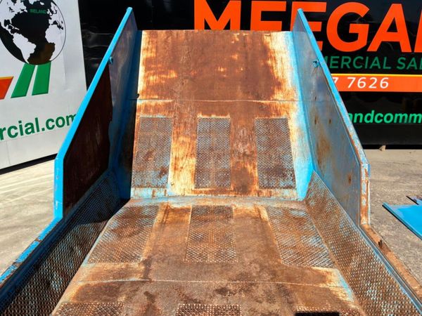 SELF TIPPING MOBILE WASTE DEWATERING PLANT. 385844626