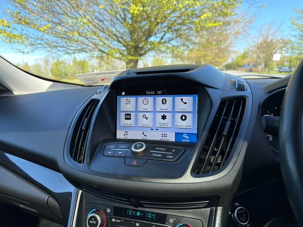Ford Kuga 2019 commercial 2 seats 385845648