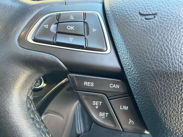 Ford Kuga 2019 commercial 2 seats 385845651
