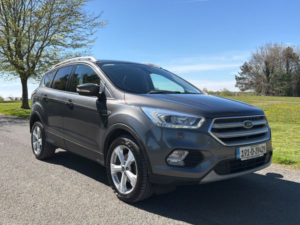 Ford Kuga 2019 commercial 2 seats 385845628