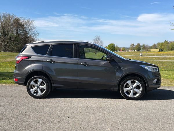 Ford Kuga 2019 commercial 2 seats 385845630