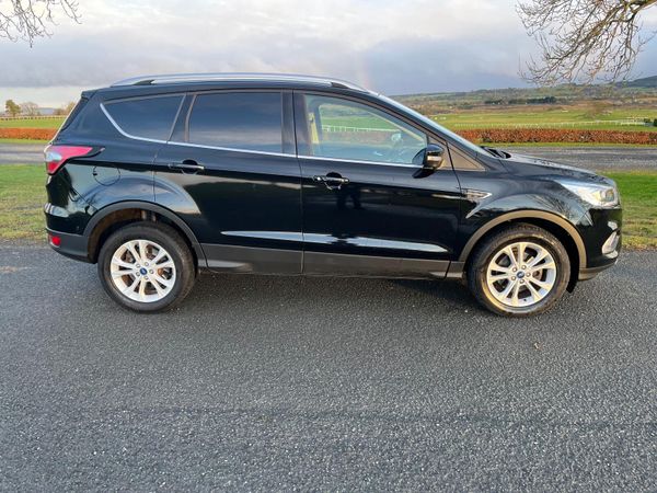 Ford Kuga 2019 commercial 2 seats 385847221