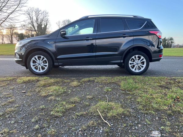 Ford Kuga 2019 commercial 2 seats 385847235