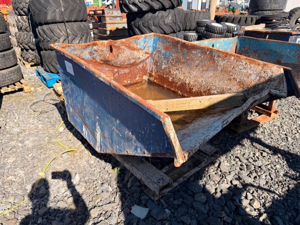 Tipping skip to suit forklift  missing handle 385851024